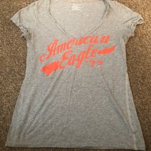 3/$15! AEO Vintage V-neck Tee Size L